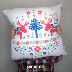 Almofada Alce de Natal – 50×50 cm, Material Poliéster, Design Festivo com Alces e Árvore de Natal, Ideal para Decoração de Natal, Confortável e Decorativa, Ótima Prenda para a Época Natalícia